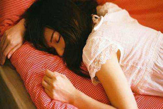 2024婚姻法和物权法冲突时哪个法优先？