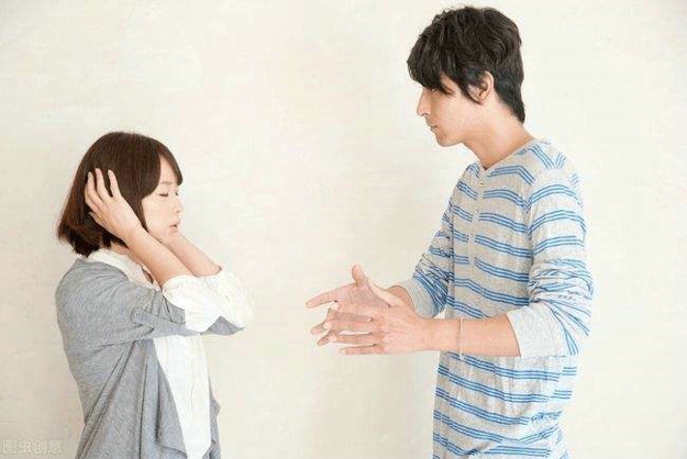 2024婚前财产转化成共同财产违法吗？